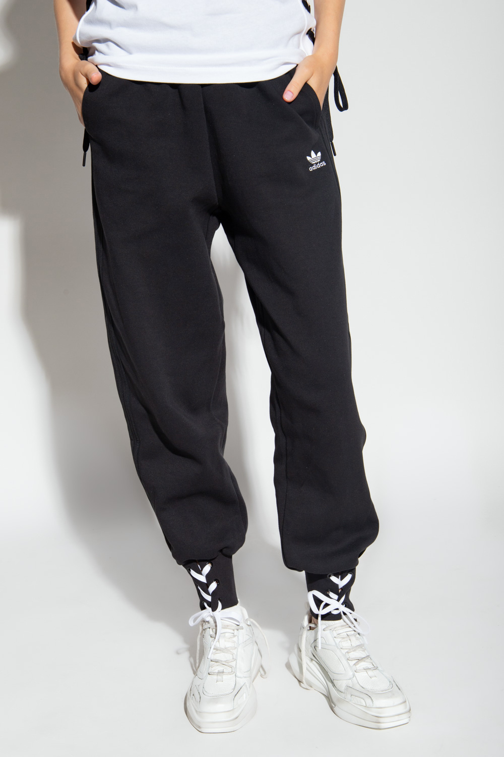 Yeezy on sale black sweatpants